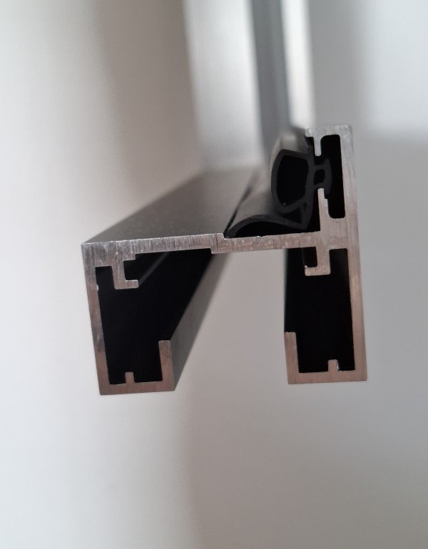 SET zárubně "DF"montáž na zeď nebo pevné sklo